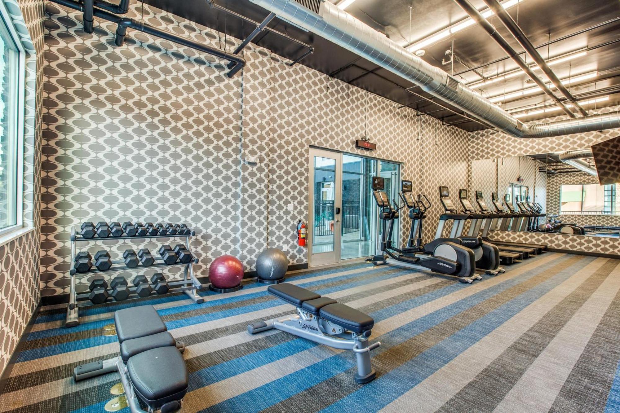 Aloft Dallas Arlington Entertainment District Экстерьер фото